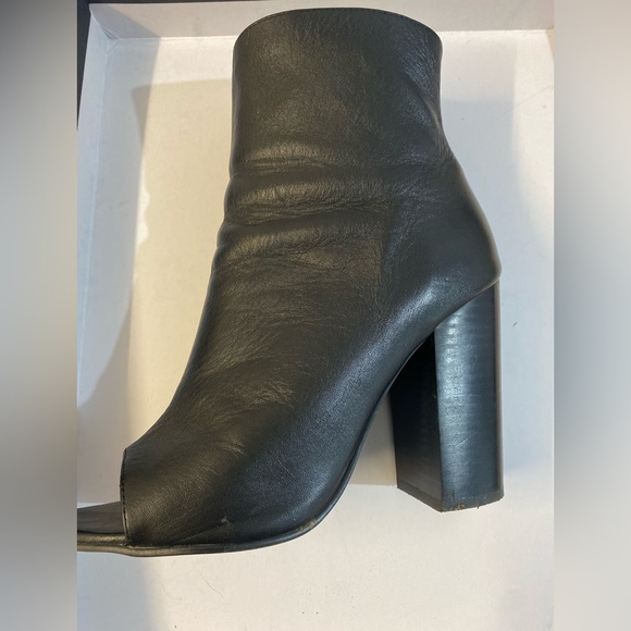 Tony Bianco open toe short boots - Picture 2 of 2